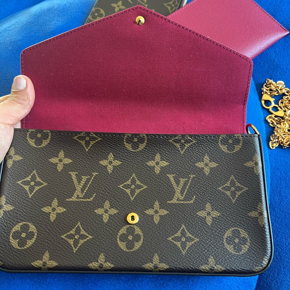 LV Felice Pochette.